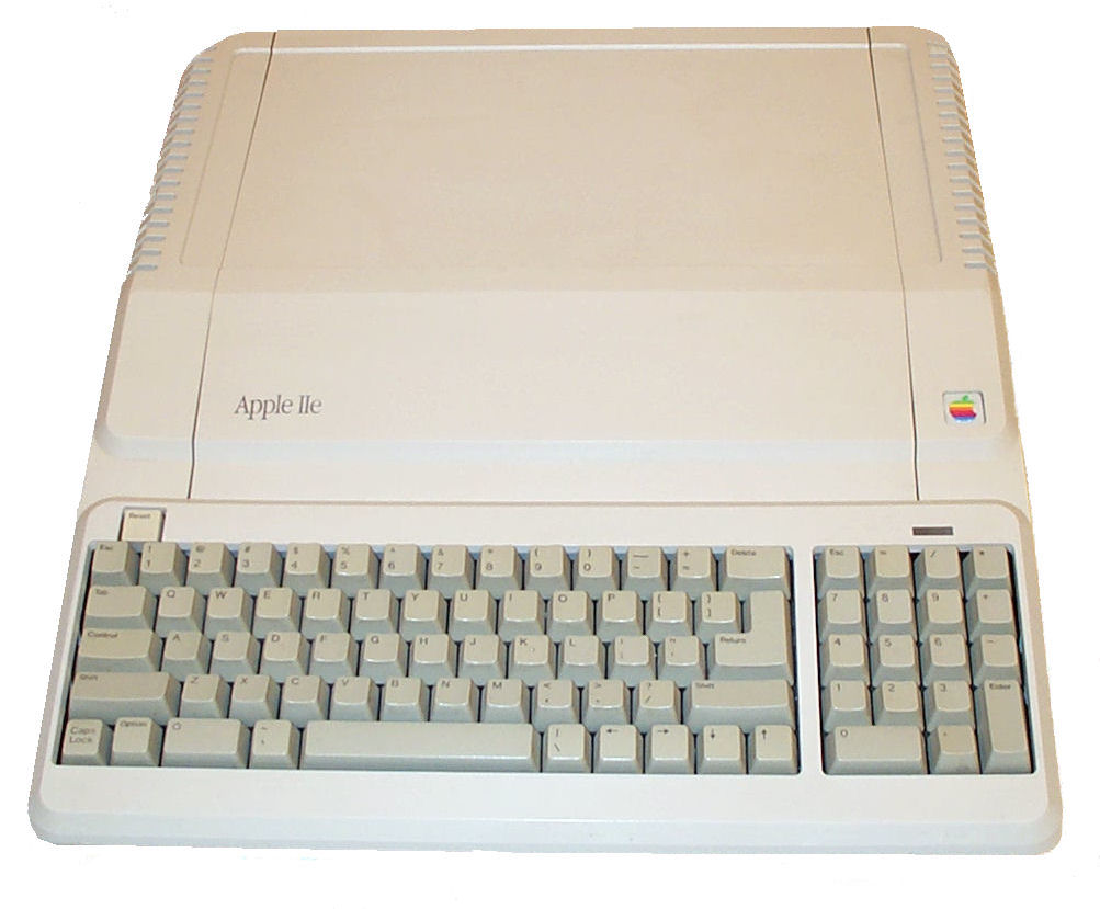 Apple //e Platinum